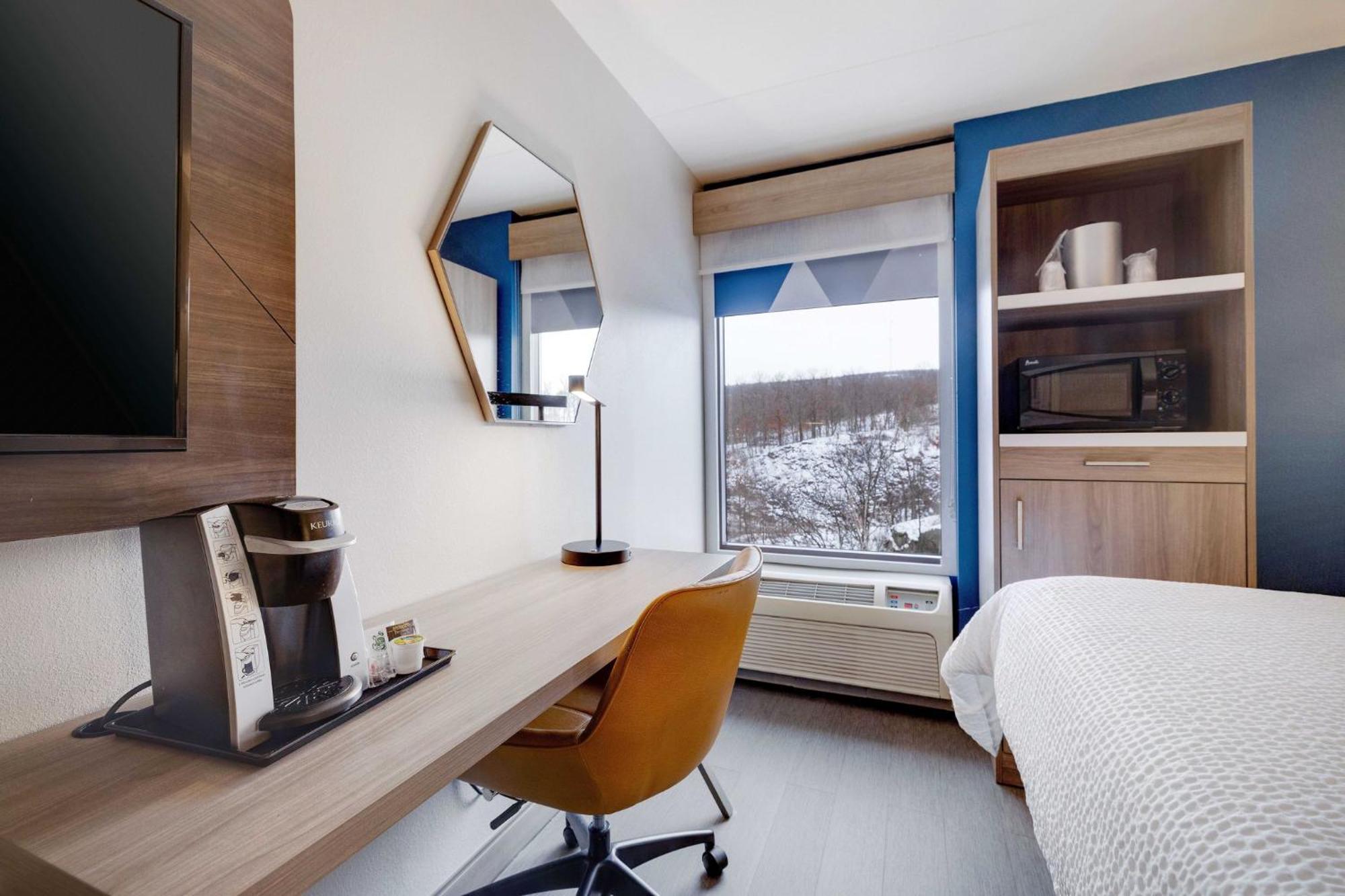 Holiday Inn Express Wilkes Barre East By Ihg Exteriör bild