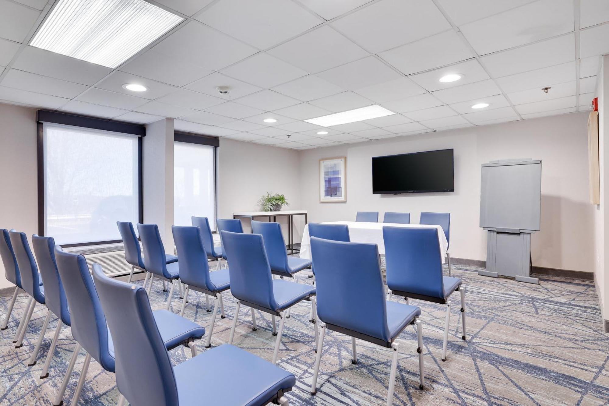 Holiday Inn Express Wilkes Barre East By Ihg Exteriör bild